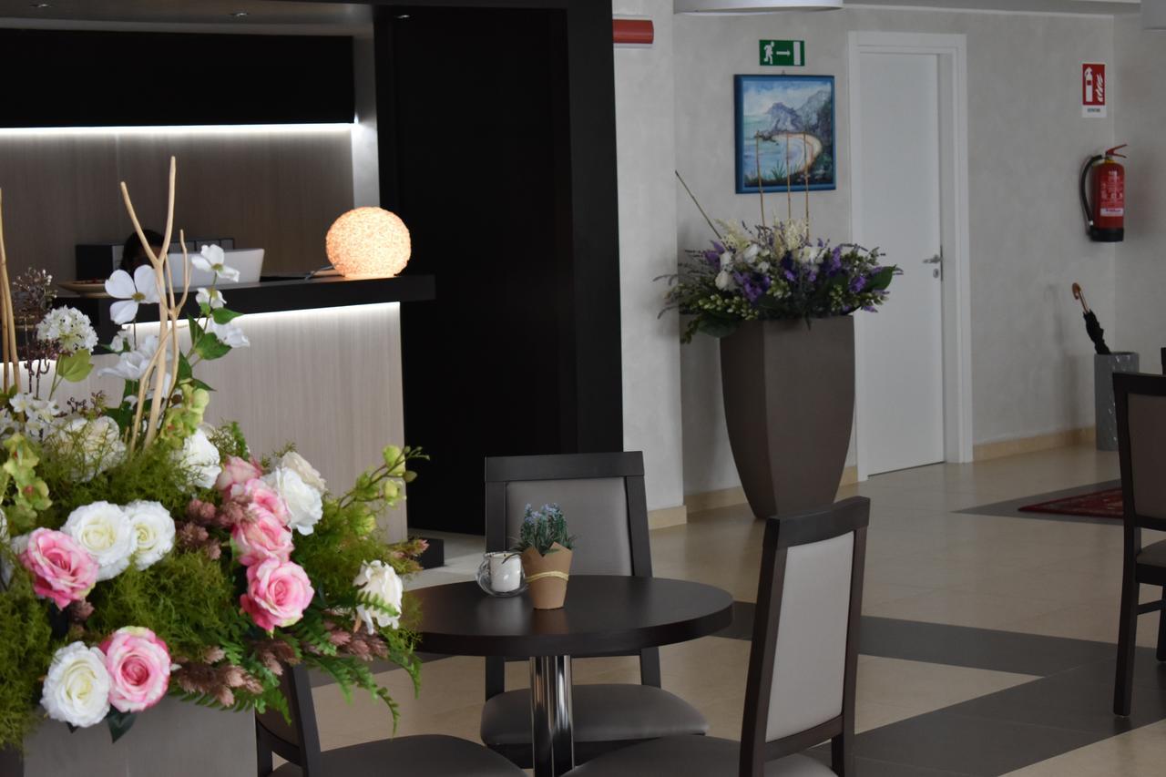 Miramare Scilla Gyh Luxury Hotel Buitenkant foto